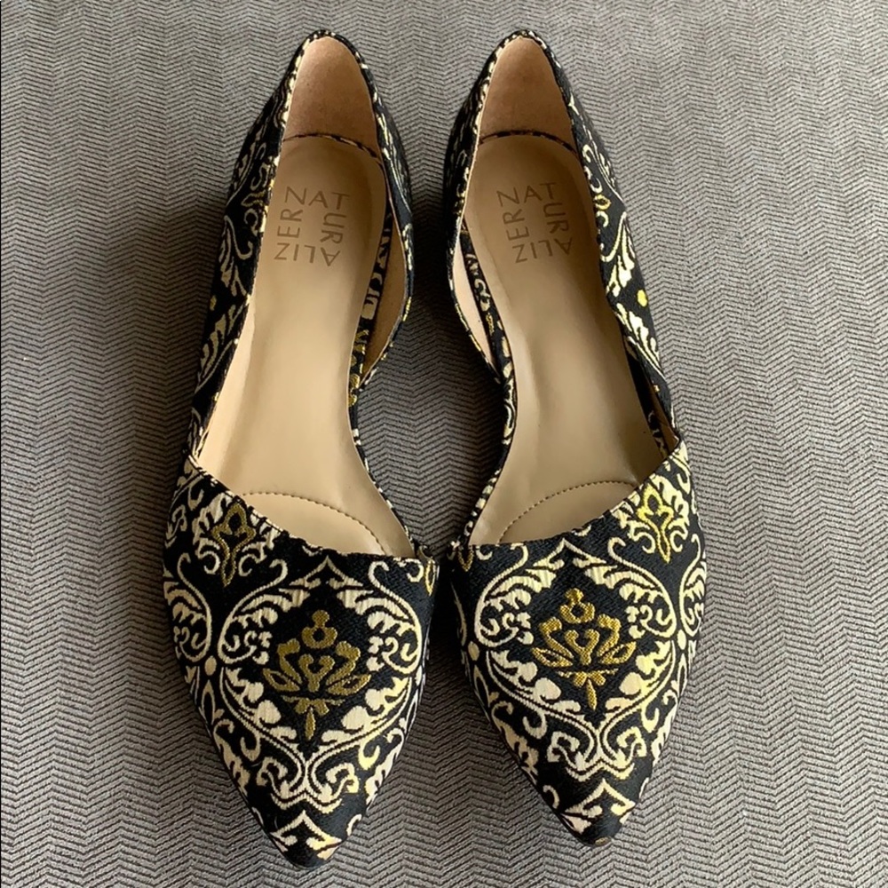 Naturalizer “Samantha” Ballet Flat